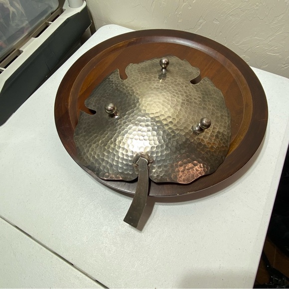 Large Hammered Metal Leaf Fall Maple Footed Platter Tray - Picture 3 of 7